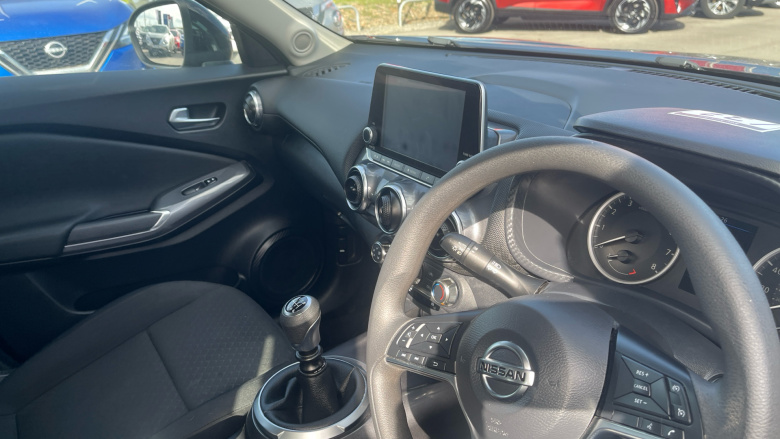 Nissan Juke 1.0 DiG-T 114 Acenta 5dr Petrol Hatchback